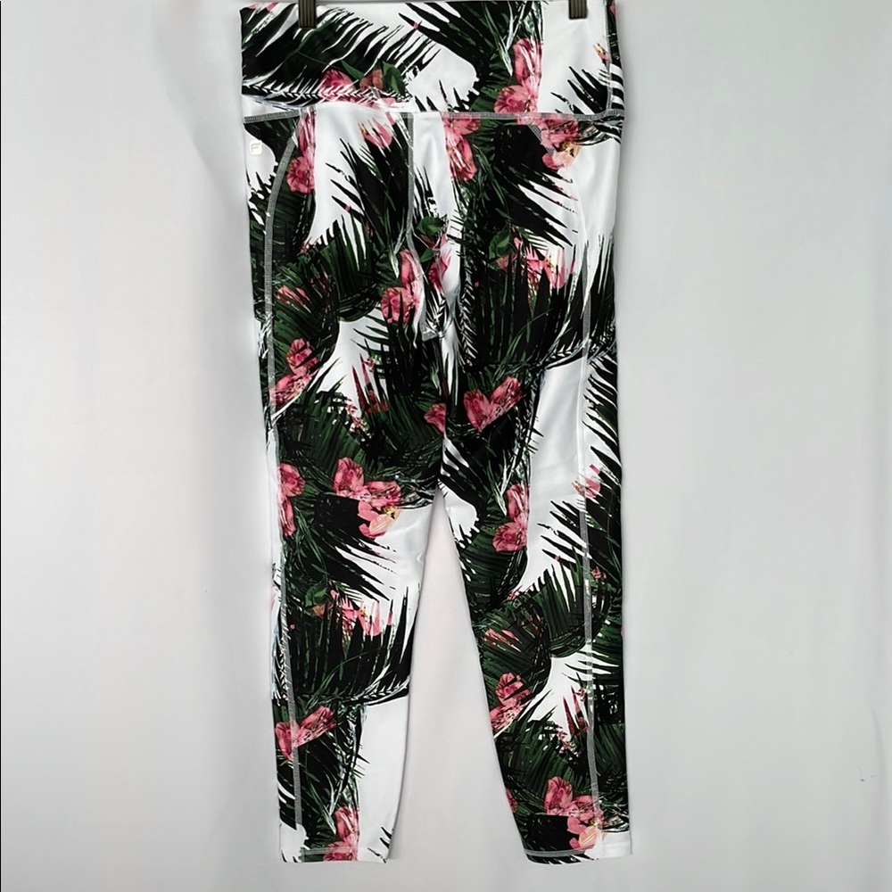 Fabletics High Waisted Powerhold Legging Tropical Floral White/Green Crop Size 8 - Picture 6 of 8